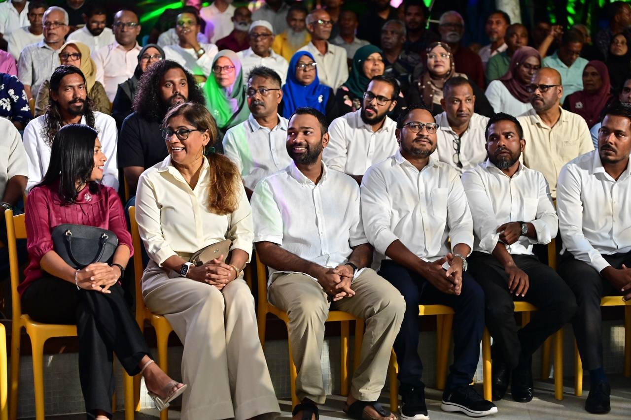 ރައީސް ނަޝީދު އަލުން އެމްޑީޕީއާ ގުޅިވަޑައިގަތުން