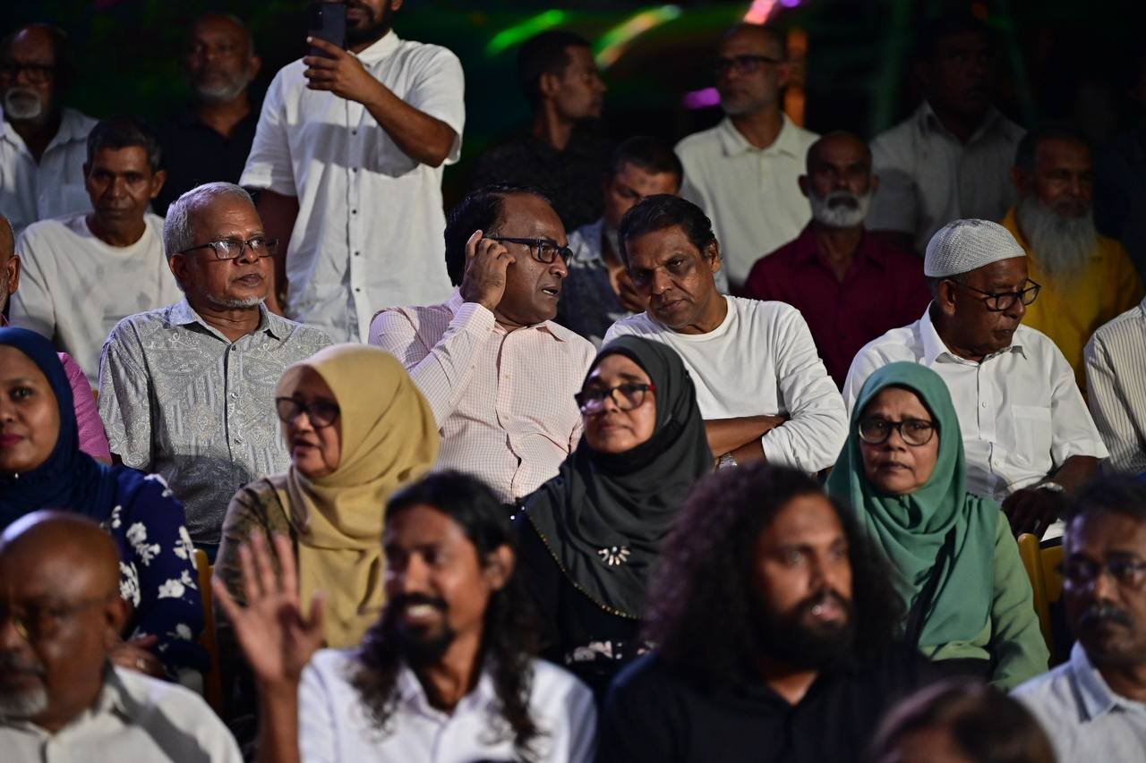 ރައީސް ނަޝީދު އަލުން އެމްޑީޕީއާ ގުޅިވަޑައިގަތުން