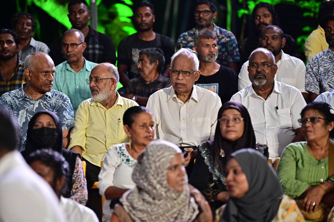ރައީސް ނަޝީދު އަލުން އެމްޑީޕީއާ ގުޅިވަޑައިގަތުން