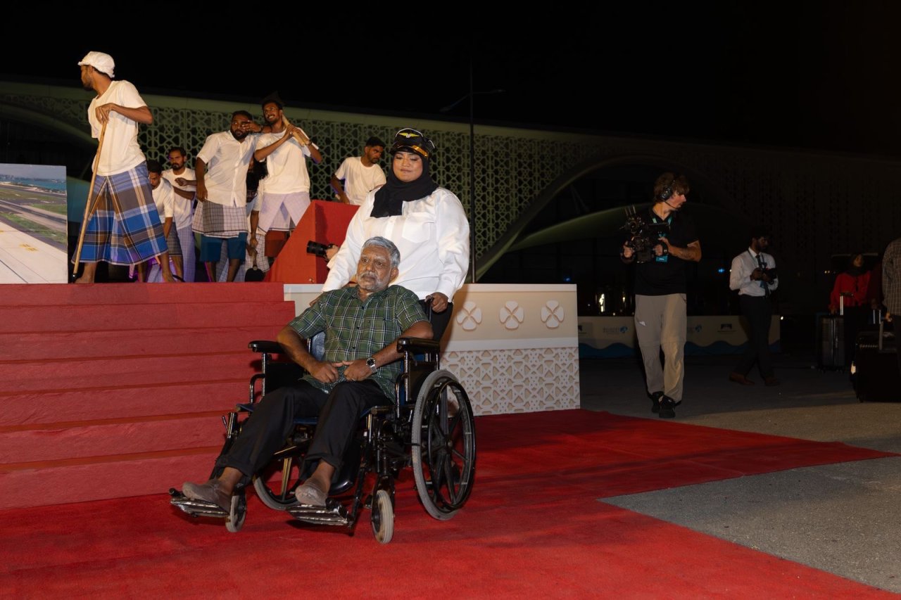 ވީއައިއޭގެ ޓާމިނަލް ހުޅުވުމަށް ބޭއްވި ކުލަގަދަ ރަސްމިއްޔާތުގެ ތެރެއިން