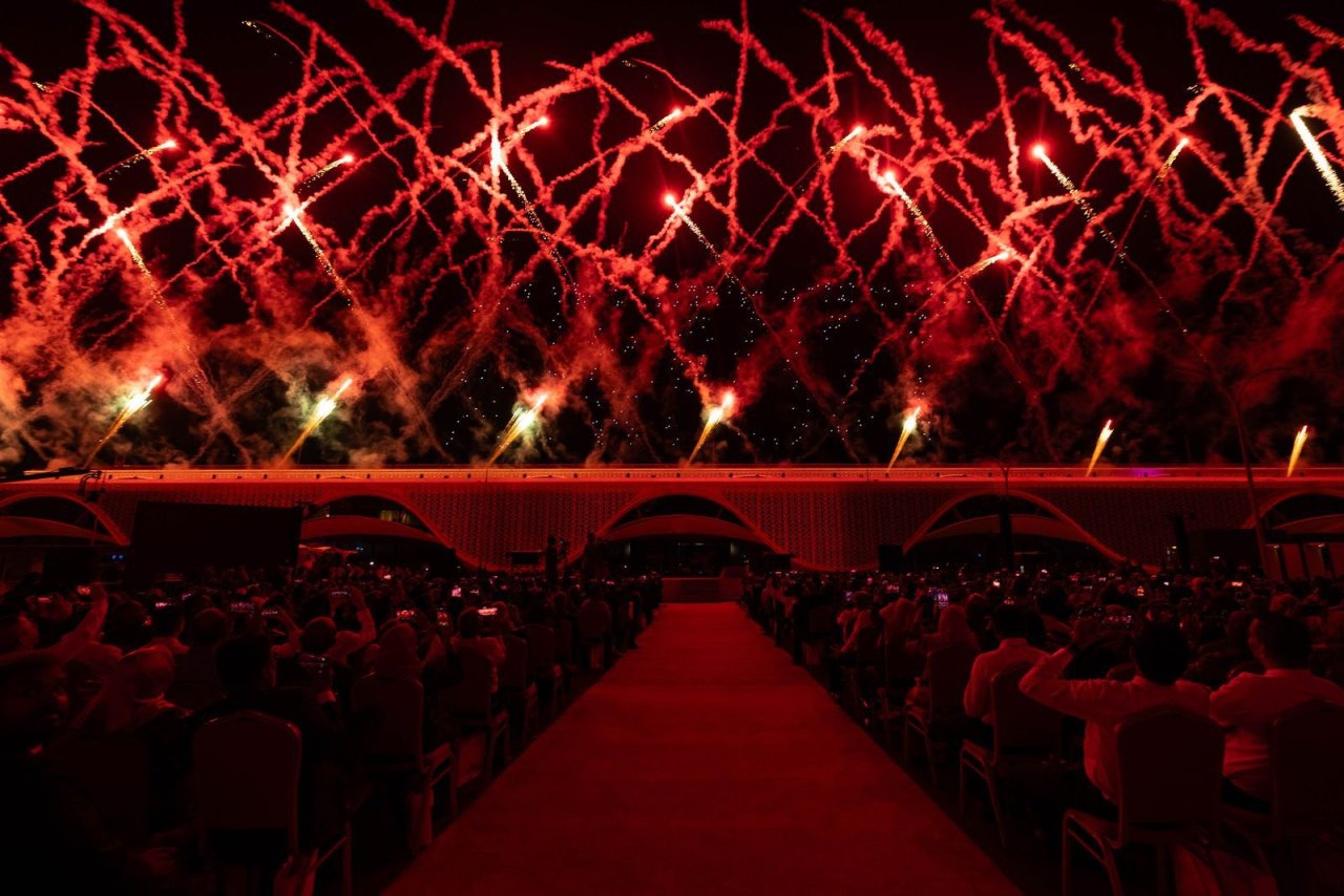 ވީއައިއޭގެ ޓާމިނަލް ހުޅުވުމަށް ބޭއްވި ކުލަގަދަ ރަސްމިއްޔާތުގެ ތެރެއިން