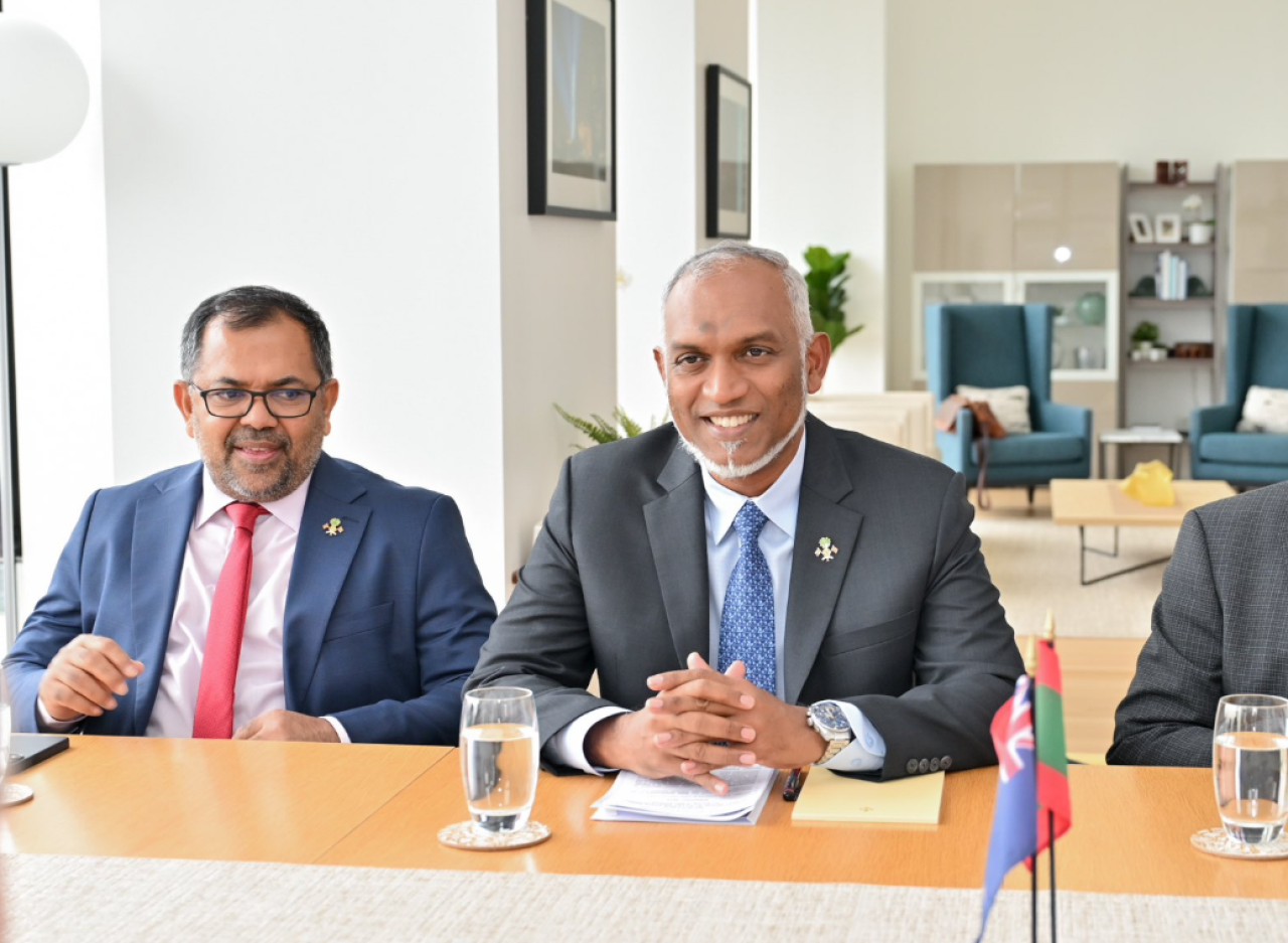 Abudhabi fund in 100 million dollar ah vure bodu loan eh sarukaarun naganee