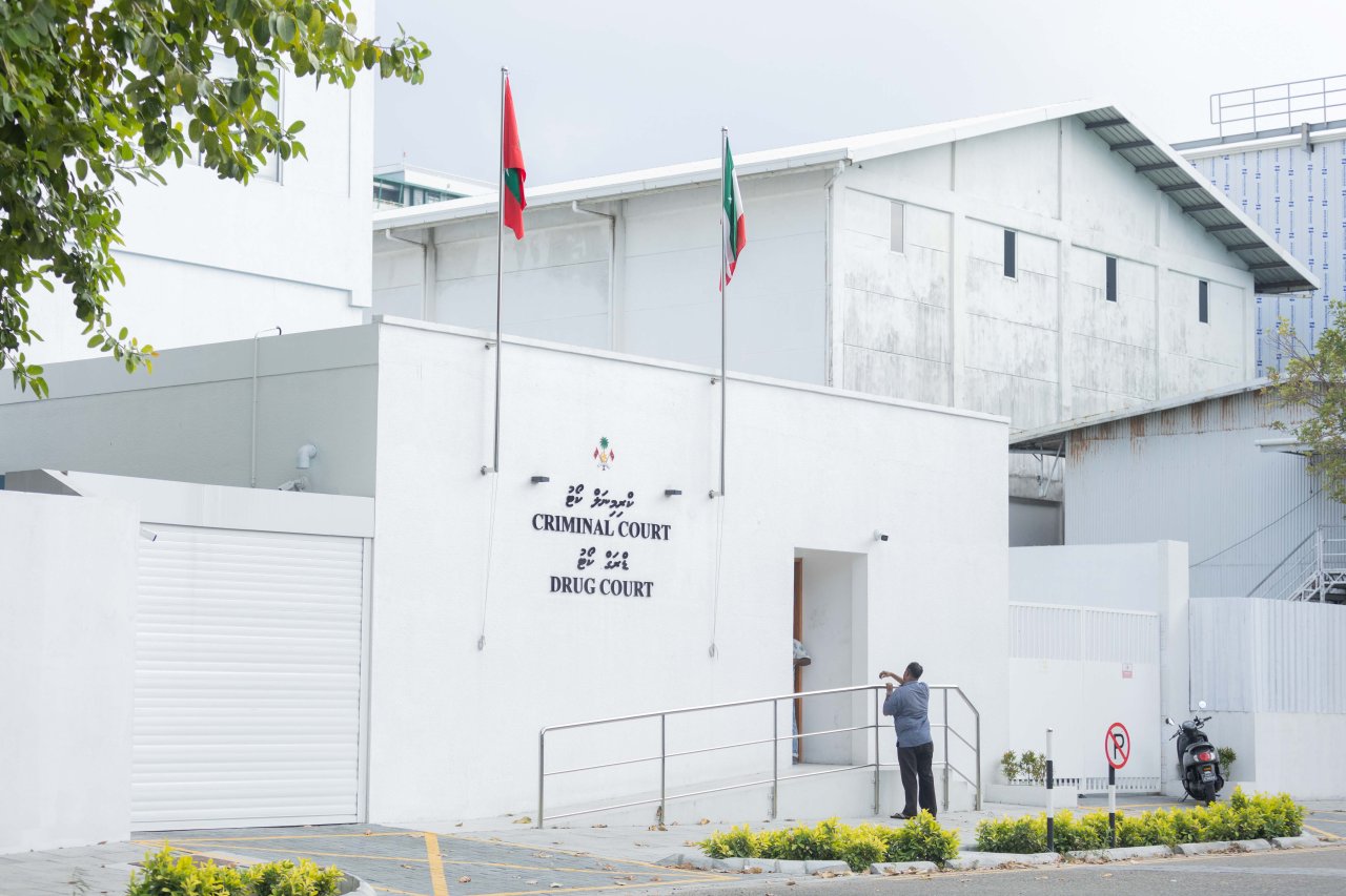 Aisha documentry aa gulhey vaahaka dhekkun hurihaa rayyithun nah manaakoh court amureh nerefi