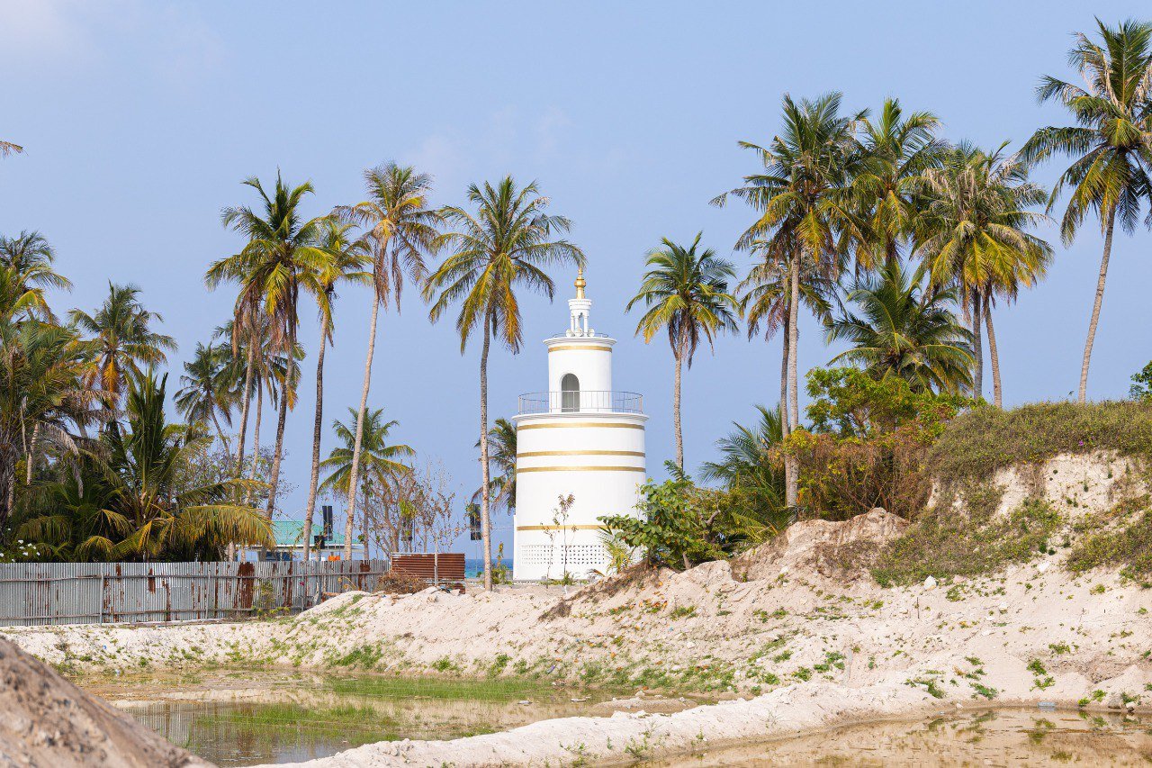 ސަން ސިޔާމް ކުޑަފަރީގައި ބިނާކުރި ހިތްގައިމު ރީތި މިސްކިތް