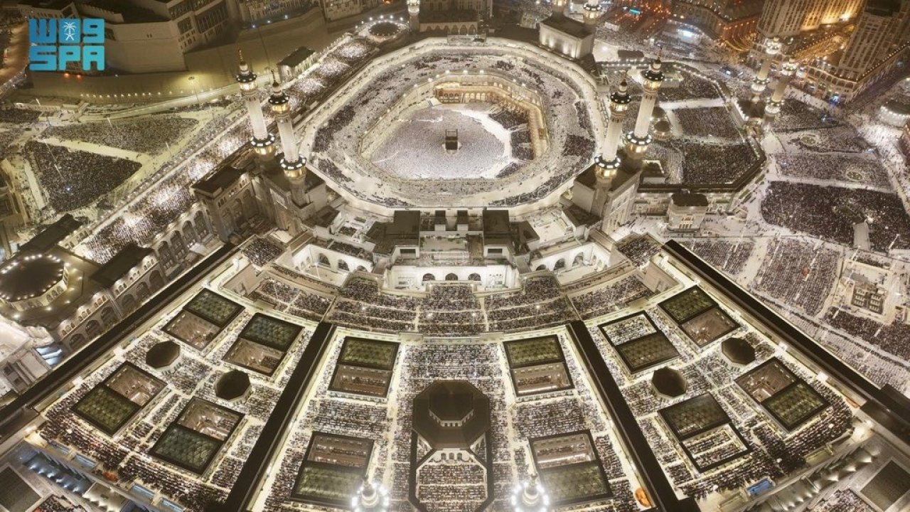 27 ވިލޭރޭ އަޅުކަން އަދާކުރަން ދެ ހަރަމް ފުރިފައި