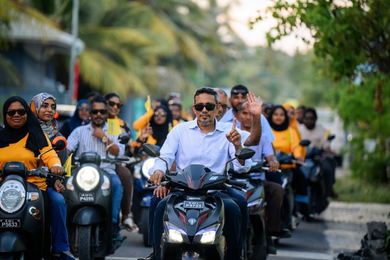ރައީސް ނަޝީދު ކެމްޕޭނަށް ފުވައްމުލަކުގައި