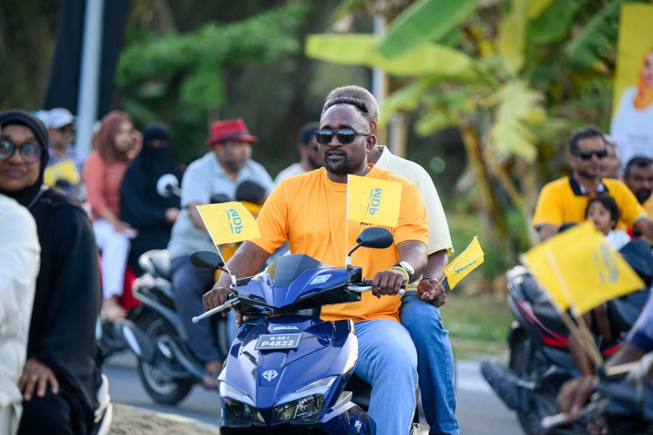 ރައީސް ނަޝީދު ކެމްޕޭނަށް ފުވައްމުލަކުގައި