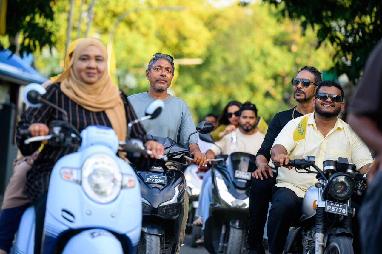 ރައީސް ނަޝީދު ކެމްޕޭނަށް ފުވައްމުލަކުގައި