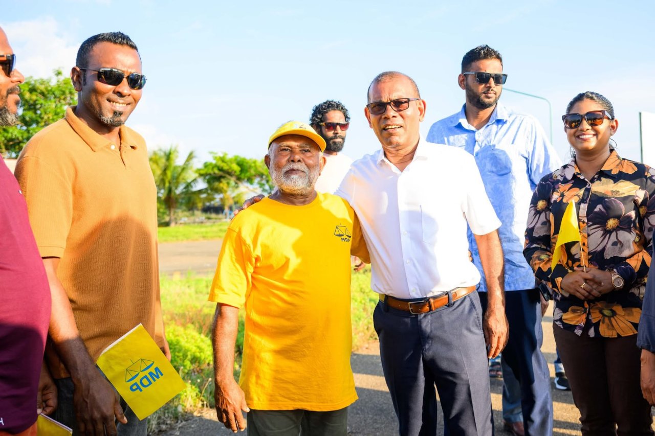 ރައީސް ނަޝީދު ކެމްޕޭނަށް ފުވައްމުލަކުގައި