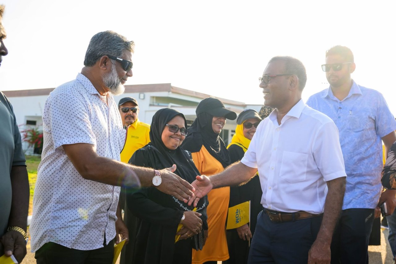 ރައީސް ނަޝީދު ކެމްޕޭނަށް ފުވައްމުލަކުގައި