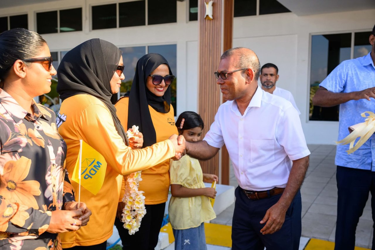 ރައީސް ނަޝީދު ކެމްޕޭނަށް ފުވައްމުލަކުގައި