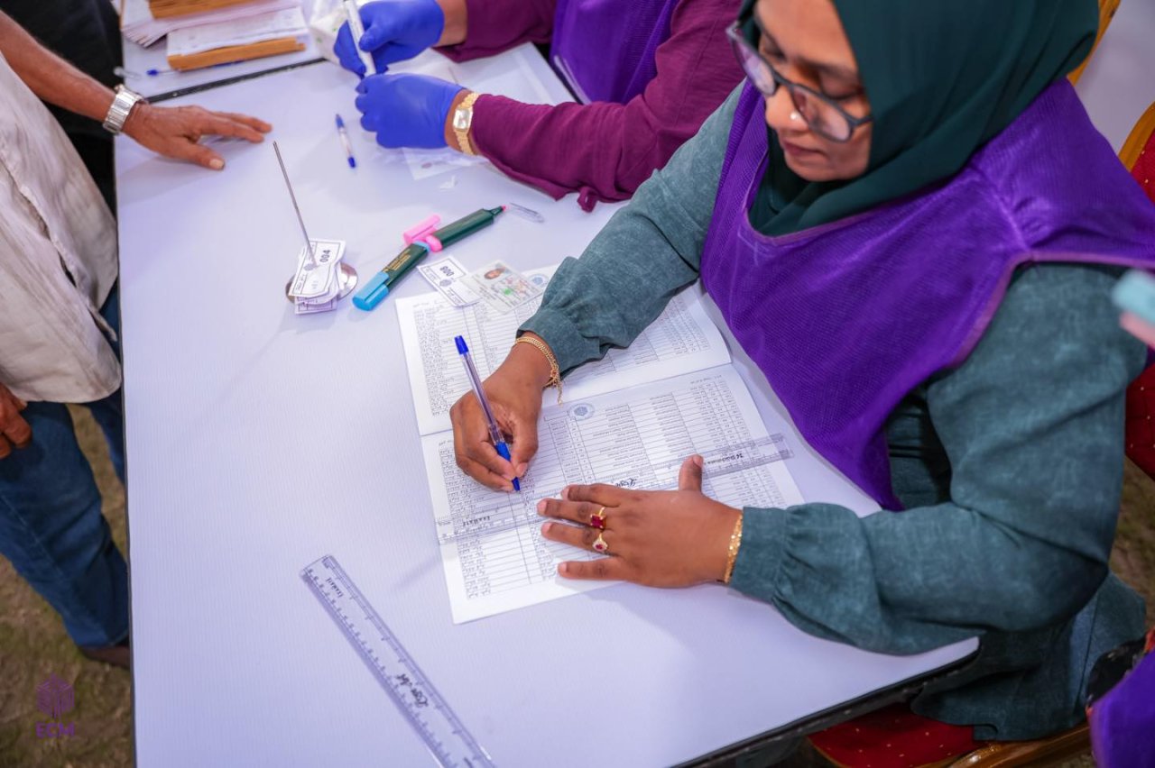 އިންތިހާބުގެ އުސްއަލިތައް