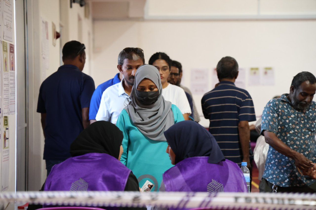 ތިން އިންތިހާބުގެ ވޯޓުލުން ކުރިޔަށް