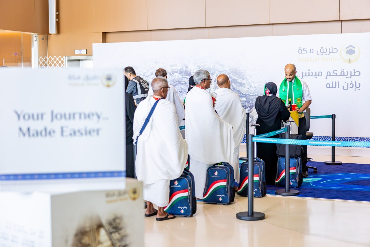 ހައްޖުވެރިންގެ ފުރަތަމަ ގްރޫޕް މާލެއިން ފުރުން