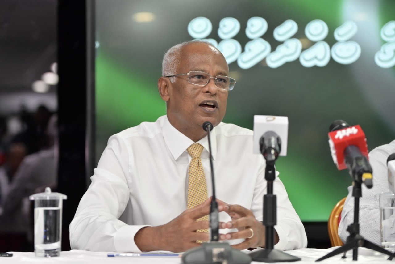ކުރީގެ ތިން ރައީސުންގެ ތާރީހީ ބައްދަލުވުން