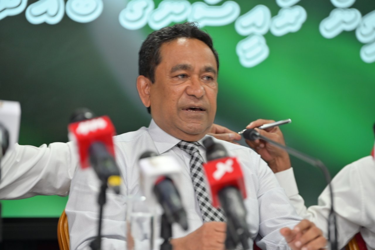 ކުރީގެ ތިން ރައީސުންގެ ތާރީހީ ބައްދަލުވުން