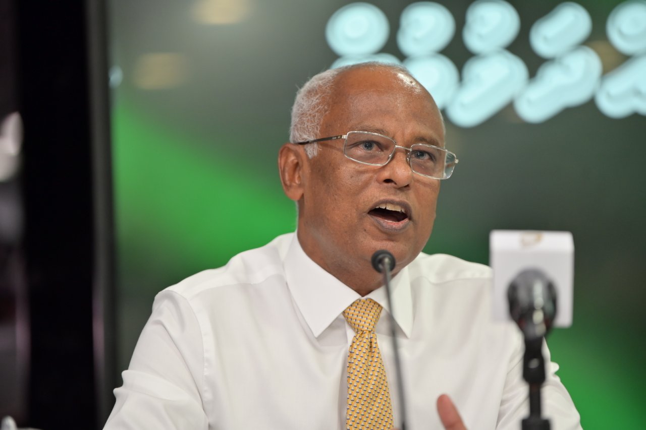 ކުރީގެ ތިން ރައީސުންގެ ތާރީހީ ބައްދަލުވުން