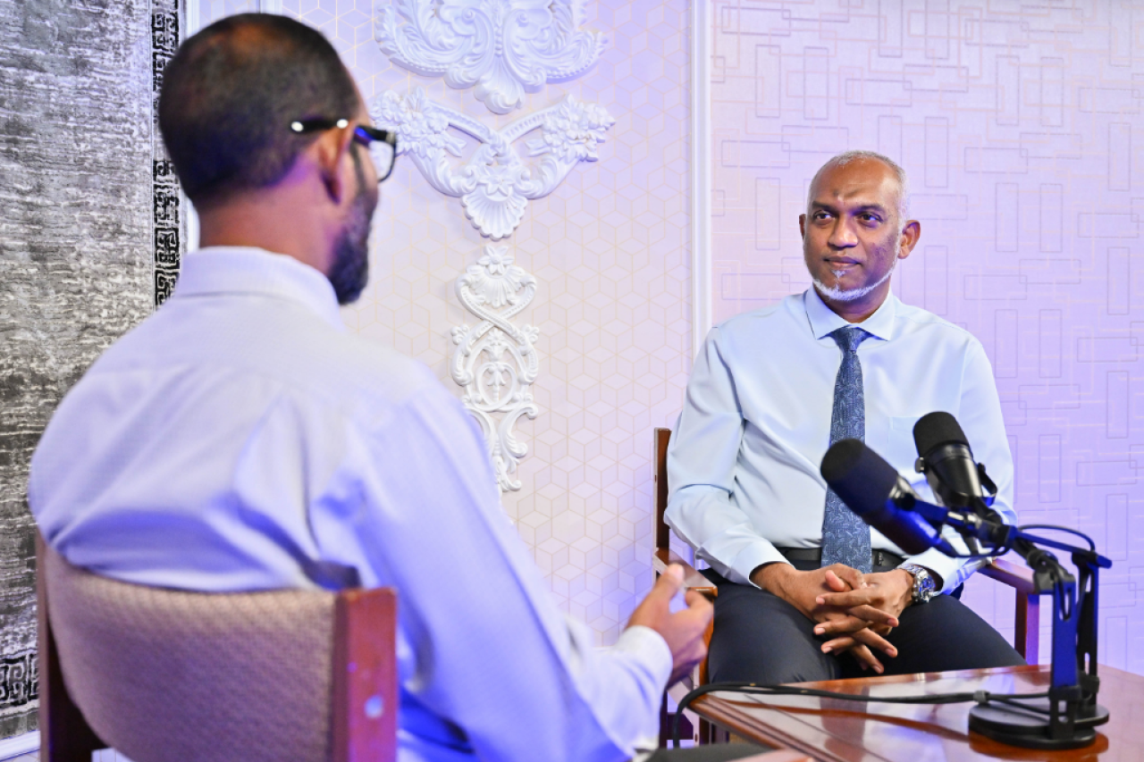 Dhivehi masverin madhuvumun Raees Muizzu goaskurevvee nimidhiya sarukaaru