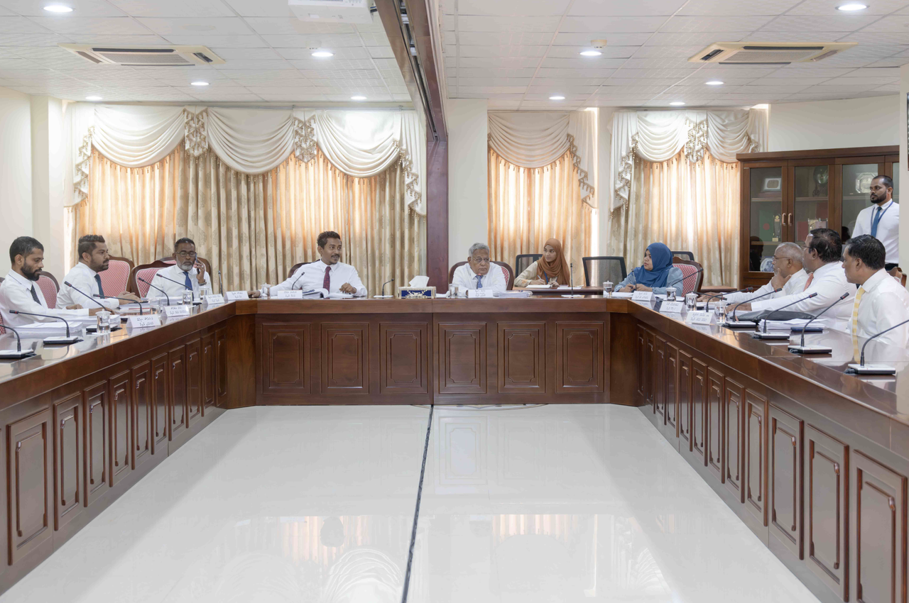 Dollar ge agu boduvaa habaru shaaiukoffi nama joorimanaa kurevey gothah islaaheh genanee