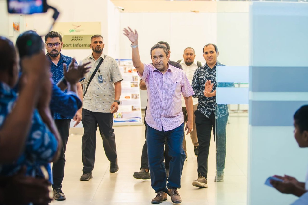 އައްޑޫން ރައީސް ޔާމީނަށް މާމަލުން މަރުހަބާ