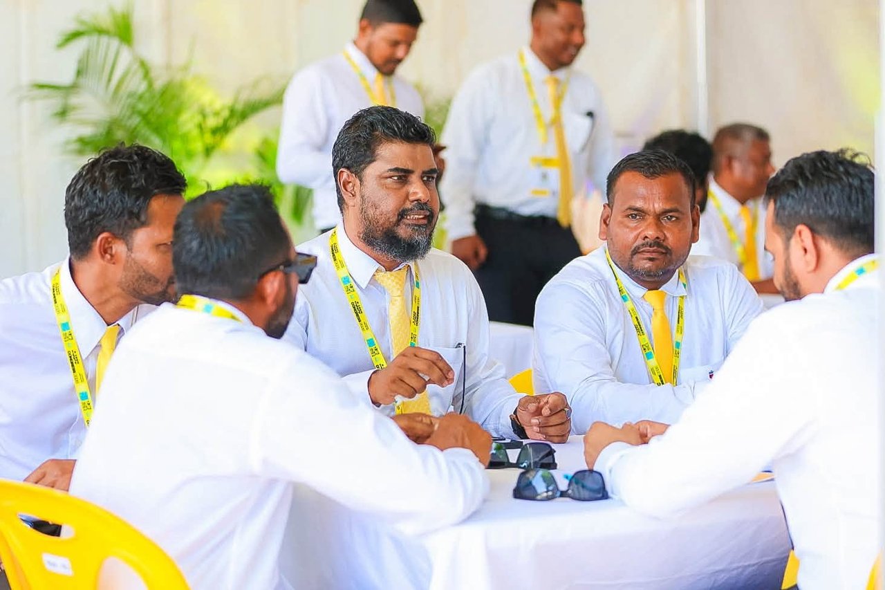 އެމްޑީޕީގެ ކޮންގްރެސްގެ މަޝްވަރާތައް