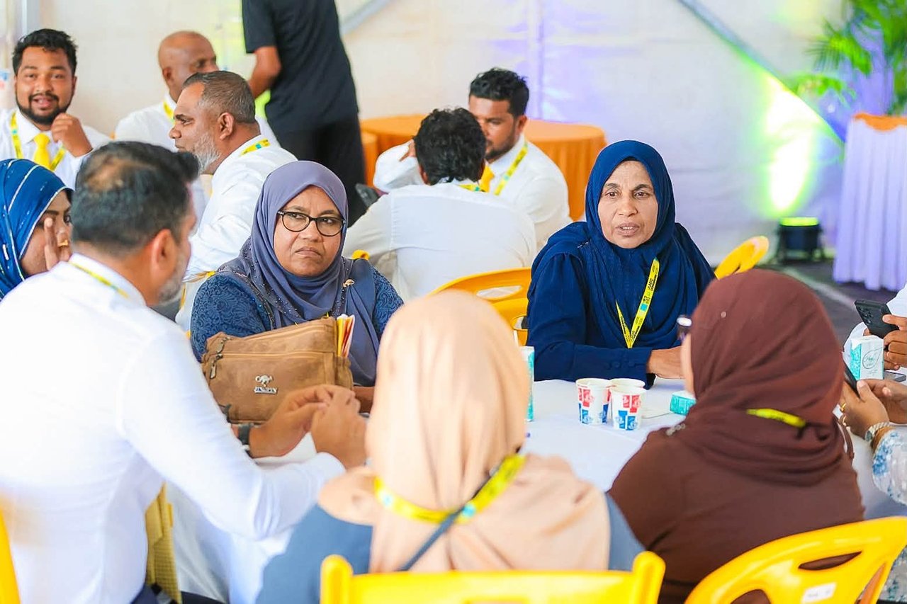 އެމްޑީޕީގެ ކޮންގްރެސްގެ މަޝްވަރާތައް