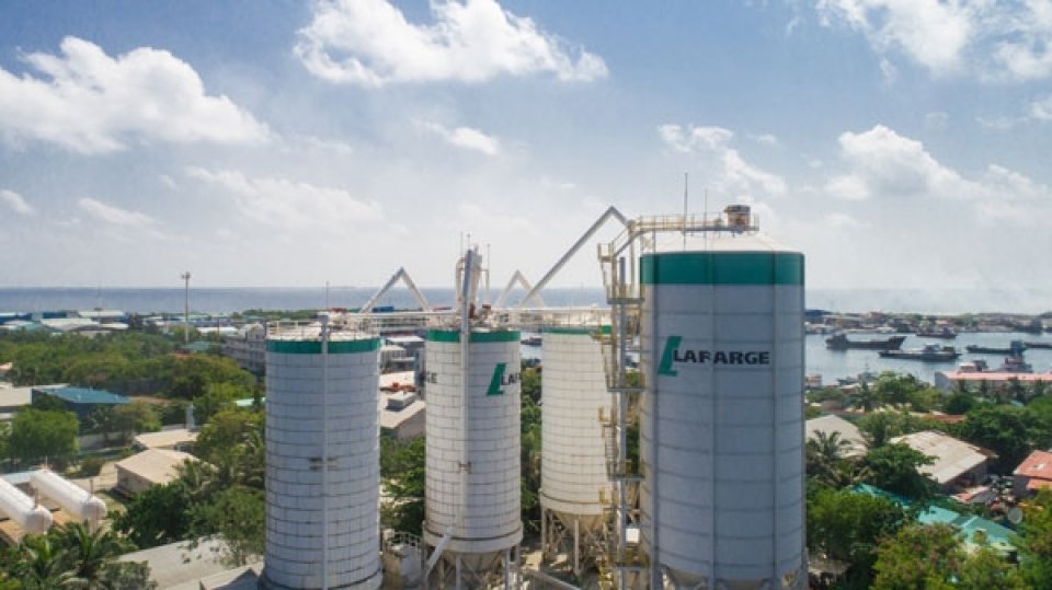 Lafarge ge 75% hissaa Oman ge kunfunyakah vikkaa laifi