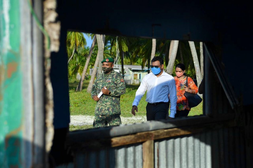  Zuvaanunah thamreenu dheyn 500 Meehunge jaagaige marukazeh Kalhaidhoo gai hadhanee