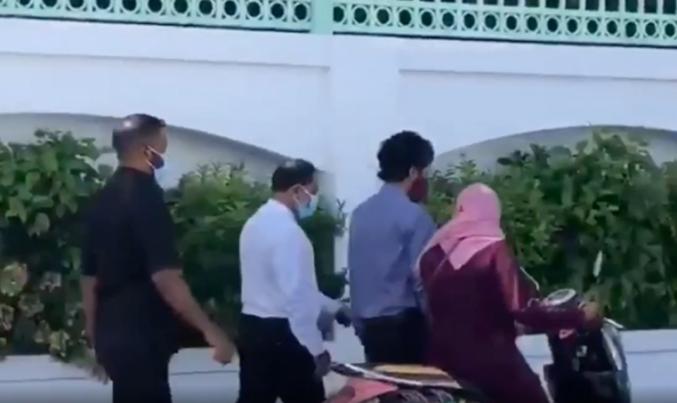 Imran jinsee goana kuri kamah thuhumathu kuraa meehaa vazeefaa in vaki koffi