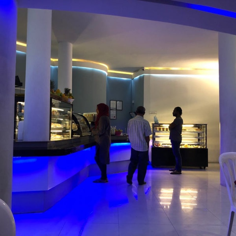 Saafuthaahiru kamuge mingadah nufetheythee IGMH ge canteen bandhu koffi