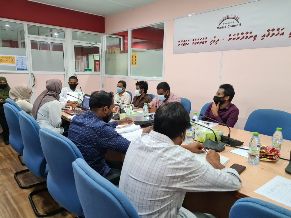 Hekkaa behey bilun noosverikamuge minivankamah huras elhey: Media Council