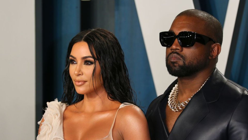 Kim kardashian aai Kanye west varivanee 