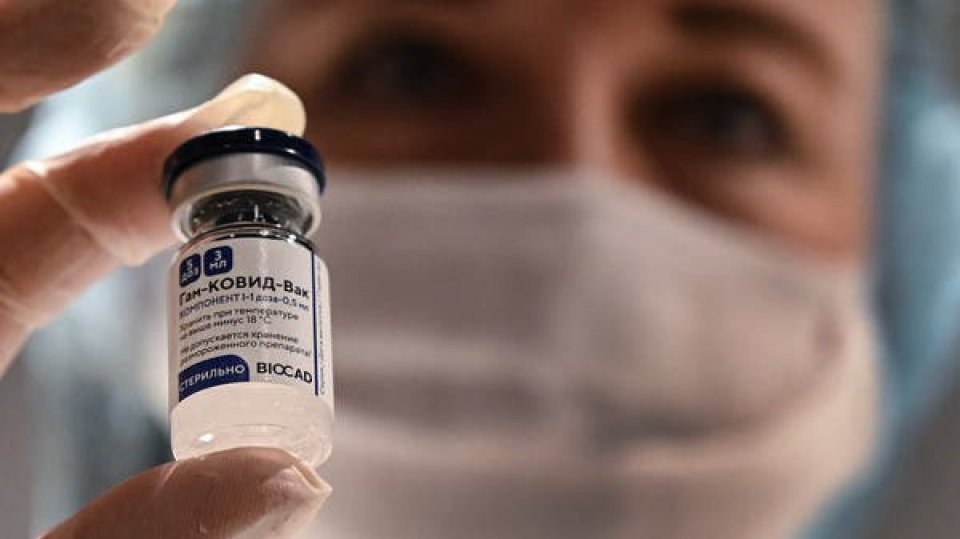 Sputnik V vaccine iran gai beynun kurumuge huhdha dheefi