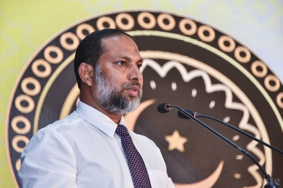 Bodu thaaeedhakaa eku Adhaalath ge Raees kamah anekkaa ves Imraan hinthihaabu koffi