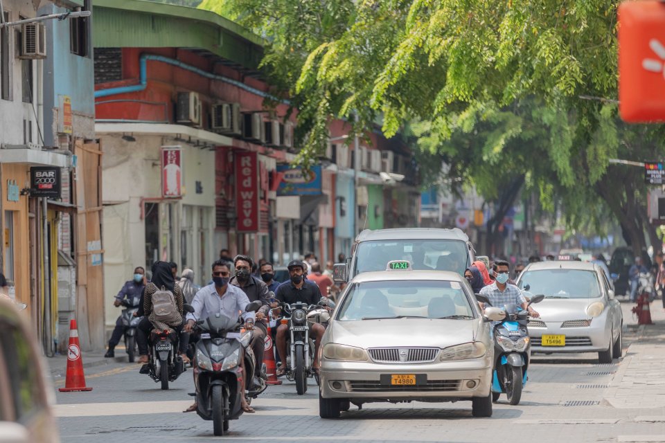 Taxi dhathuru thakuge agu center thakun amilla ah bodukuran ninmaifi