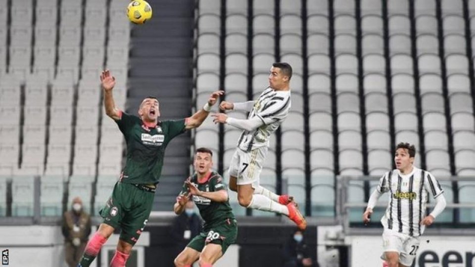 Ronaldo ge 2 landaa eku juventus ah faseyha molheh