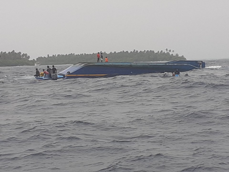 FENAKA kunfuneege mudhaa hifaigen dhathuru kuri kolhuvetti eh bandun jahaalaifi