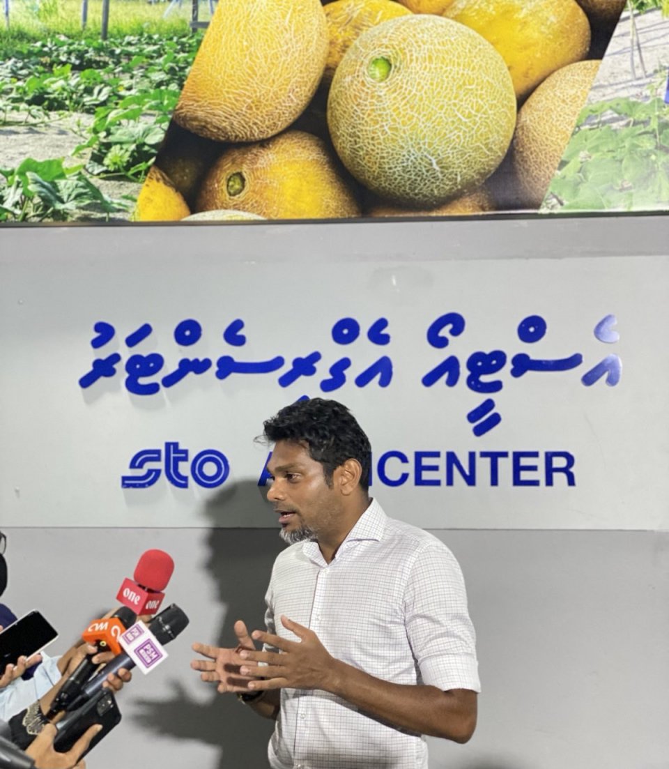 Midhiya aharu ge fadidhaa in 60 rf. bahan STO in hushahalhanee