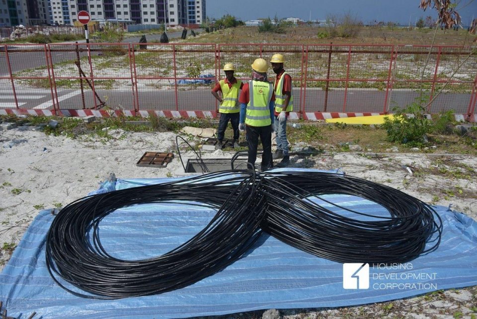 Hulhumale gai fiber network eh elhumuge masaikah HDC in fashaifi 