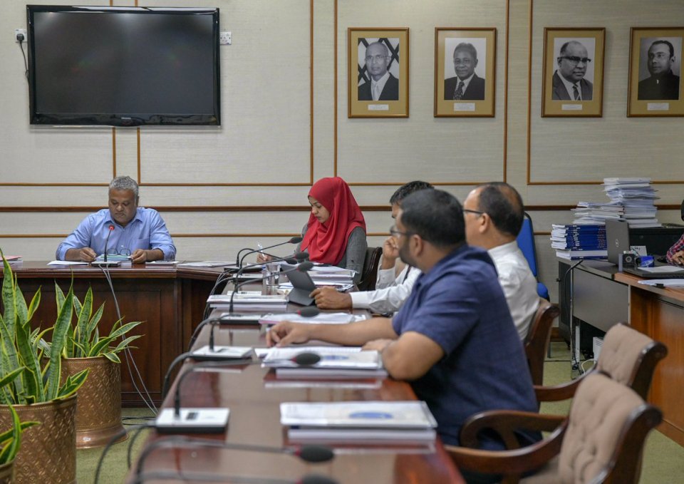 Sirru committee ehge mauloomathu leakuvi goi balaanee sirru kohgen