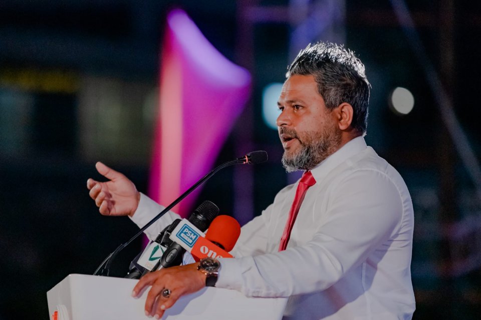 Fandiyaaru suspend kuraairu Raees Yameen minivankuran jehey: Shiyam 