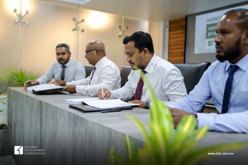 HIYA Flat thakah gas holhi gulhan Maldive Gas havaalu koffi