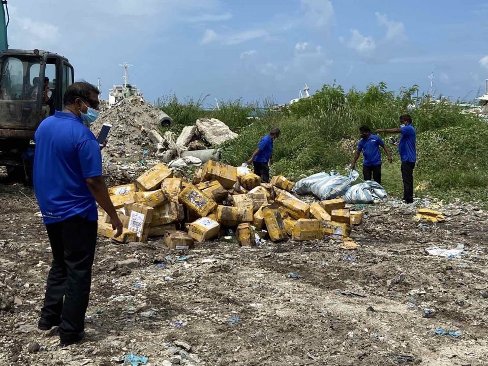 Customs gai huri 4,141 fulhi banguraa nahthaalaifi