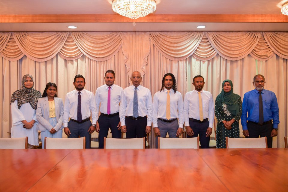 Transhipment  bandhareh beynuvaa kamah Dhaandhoo council bunefi