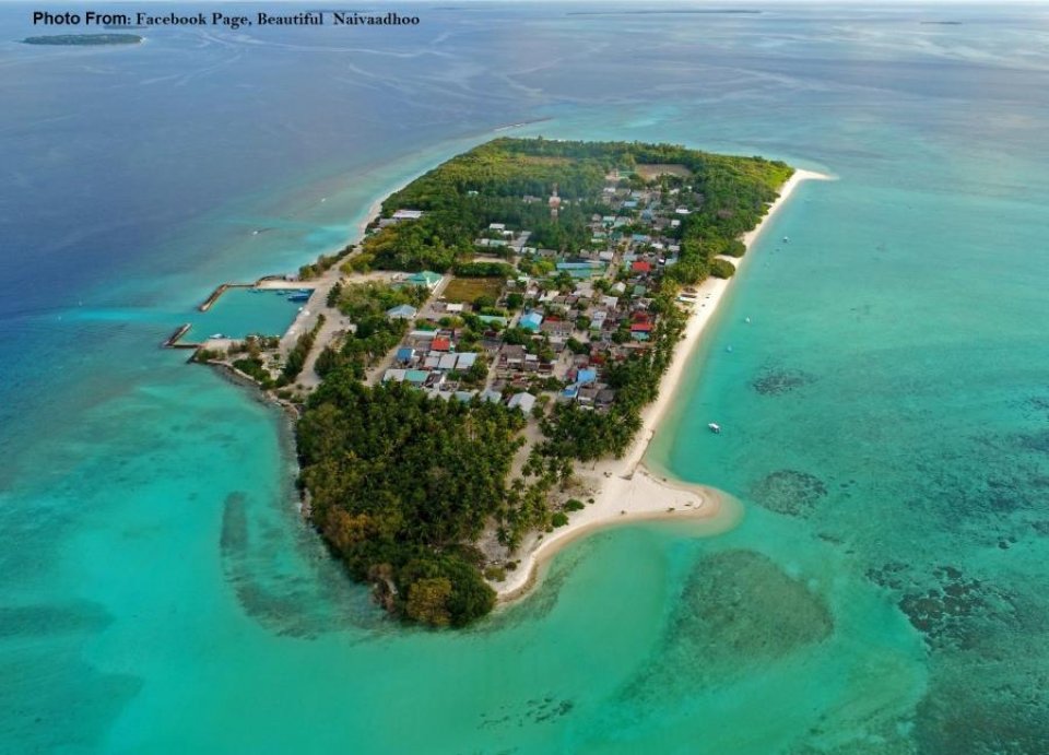 Naivaadoo ferry terminal alhaa samaanu hifaigen dhiya landing craft eh beehijje