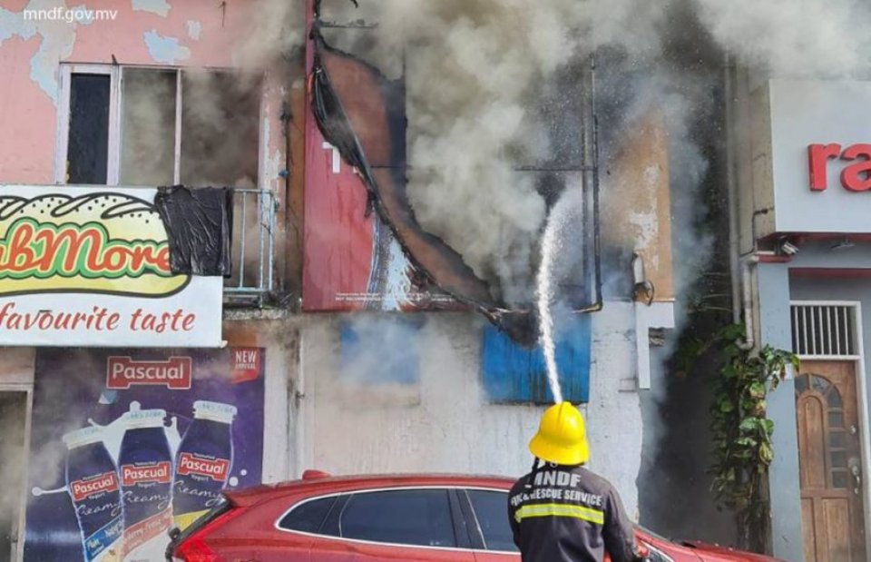 Male gai alifaan roave, 10 meehaka faruvaa dhenee