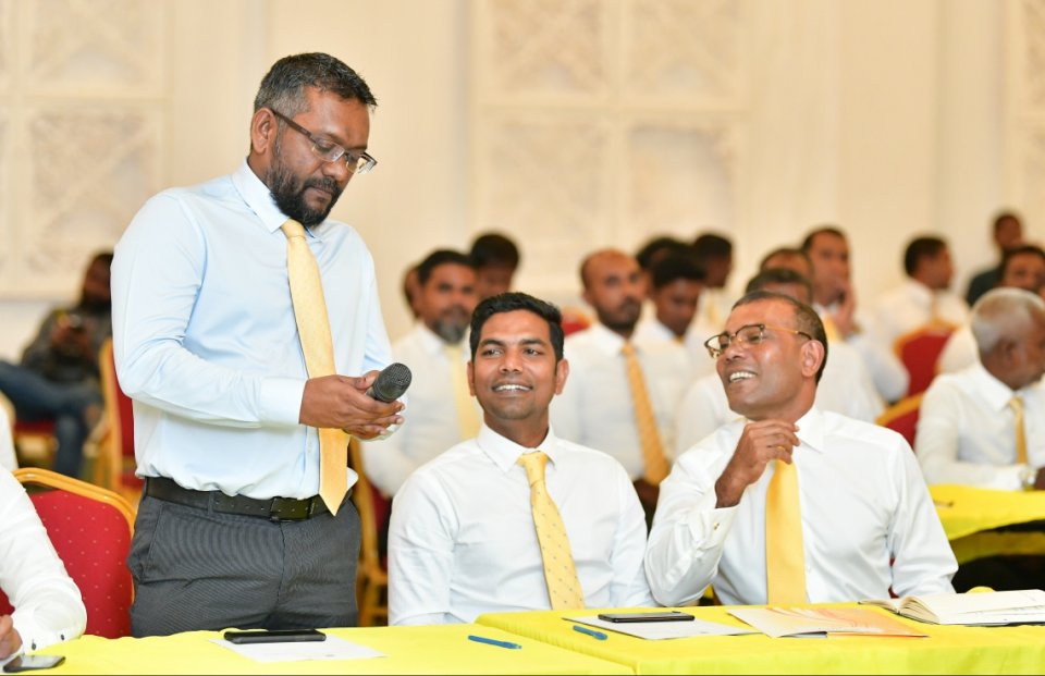 Verikamuge nizaamu badhalukuran Nasheed garaareh hushahalhuvvaifi