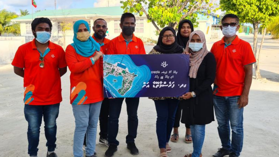 Dhiraagu high speed internet aai Dhiraagu tv ge khidhumai Fares Maathoda ah