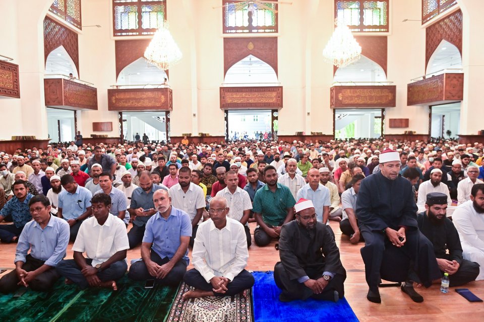 Male' gai kuriyah dhiya fitr eid ge bodu jamaa athaai islamee marukazuge jamaa ay