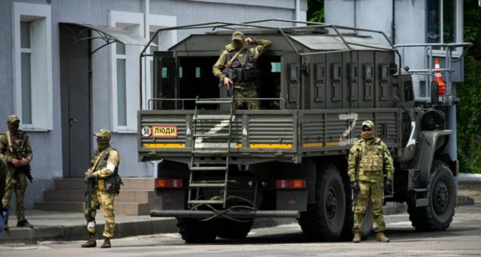 Gaumuge thereygai ves gahdhaarun: Russia ah ehbaarulun dhey Ukraine ge bayaku hoadhanee